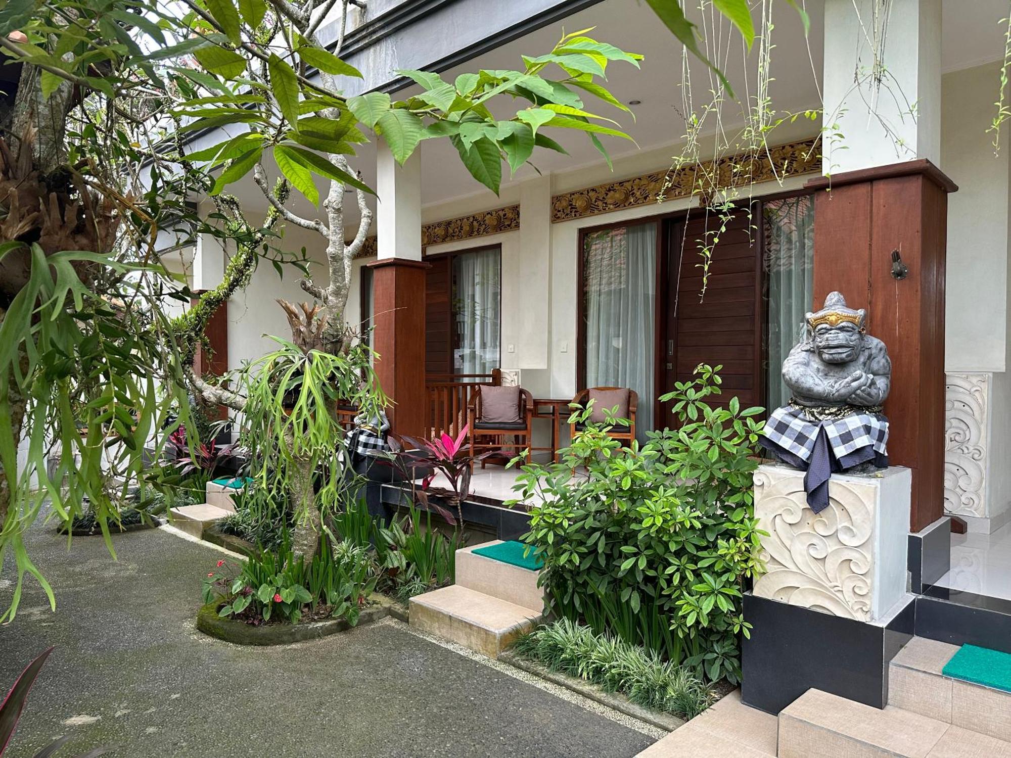 Brata Cottage Ubud Екстер'єр фото